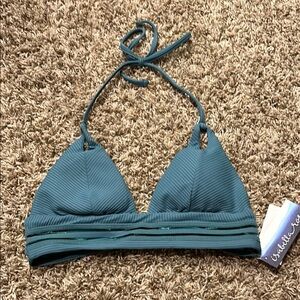 NWT Isabella Rose Queensland bikini top sz medium